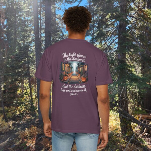 Model of Halloween The Light Shines in the Darkness Christian Shirt - John 1:5 54