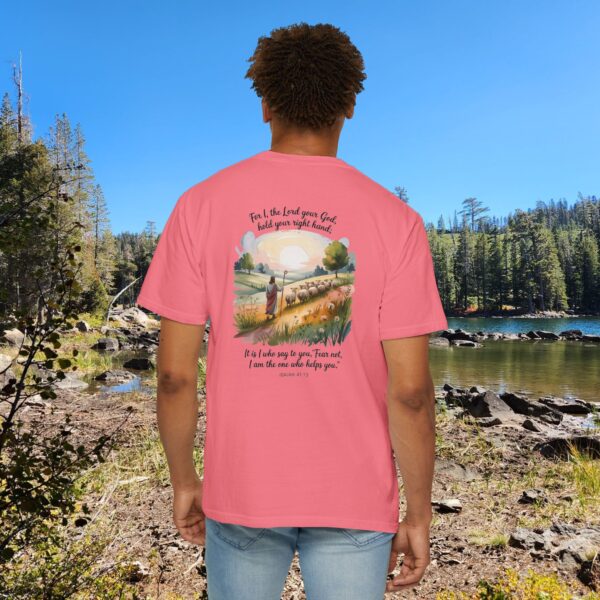 Fear Not I Am The One That Helps You Christian T-Shirt - Isaiah 41:13 57 Model of Fear Not I Am The One That Helps You Christian T-Shirt - Isaiah 41:13 56