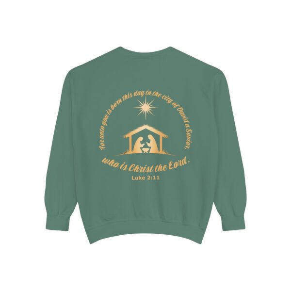 Model of For Unto You Is Born - Manger Scene Christian Sweatshirt 38